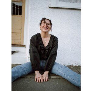 Jessica Flora Go With The Wind Blouse in Black